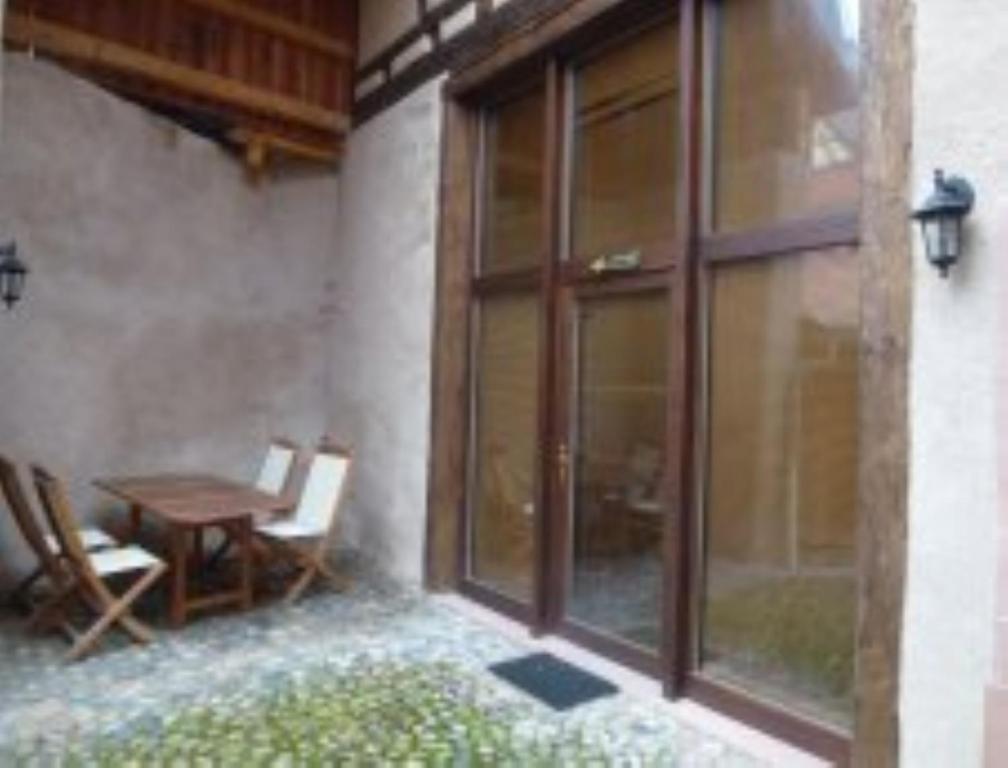 Les Remparts De Bergheim Apartment Ruang foto